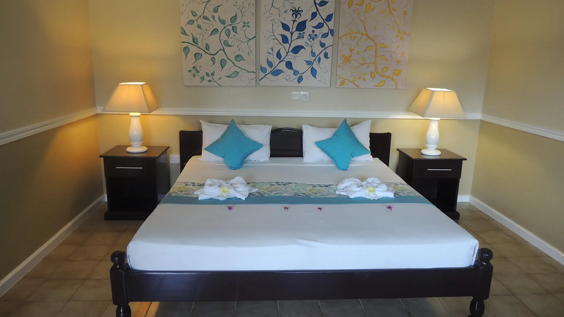 Hotel La Roussette Anse aux Pins 3*,  Seychelles