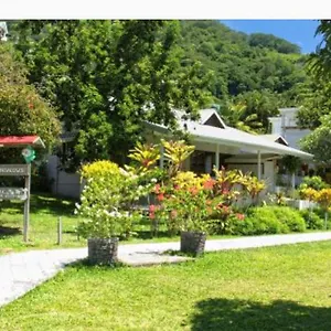 Beau Vallon Guest house
