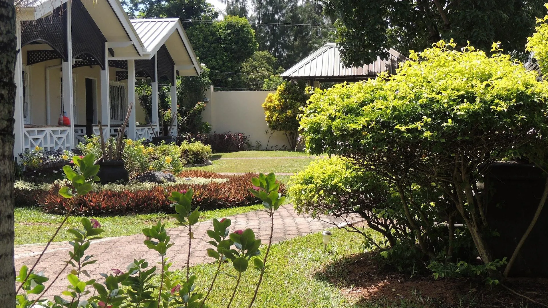 Hotel La Roussette Anse aux Pins