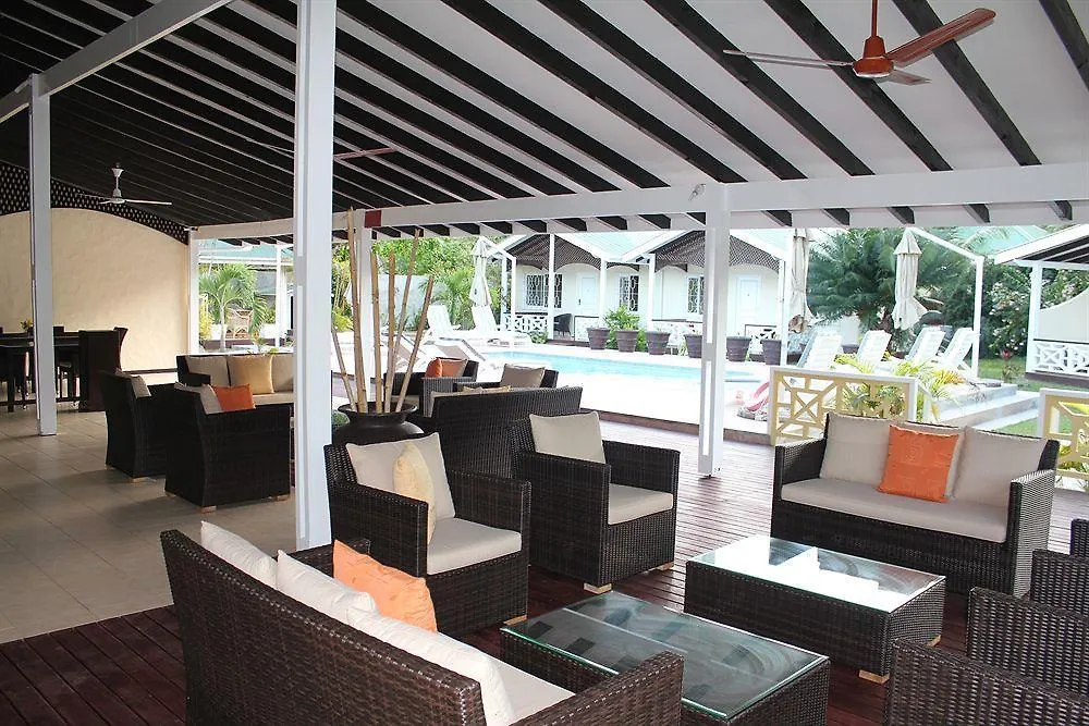 Hotel La Roussette Anse aux Pins Seychelles
